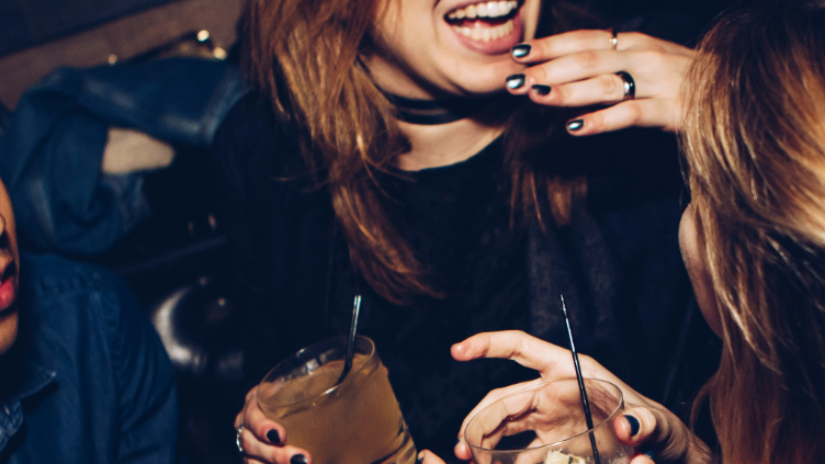 August Afterwork 🥂 (free drink raffle!)