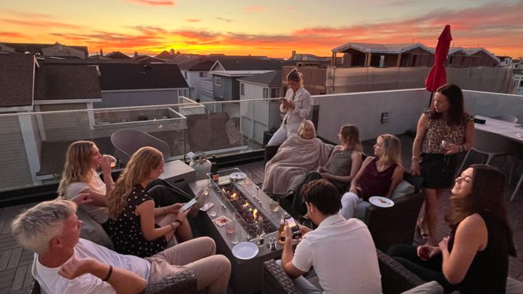 Bebidas no terraço ao pôr do sol no Doña Luz